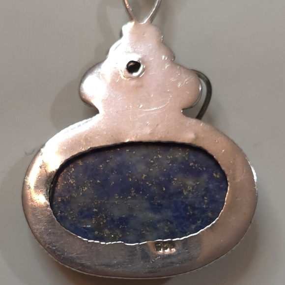 VINTAGE NATIVE AMERICAN BLUE LAPIS , STERLING SILVER 925 PENDANT ON A 925 CHAIN - Picture 4 of 5
